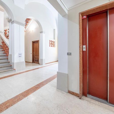 Via Emilia Centro - Stupendo Appartamento A Modena Ngoại thất bức ảnh