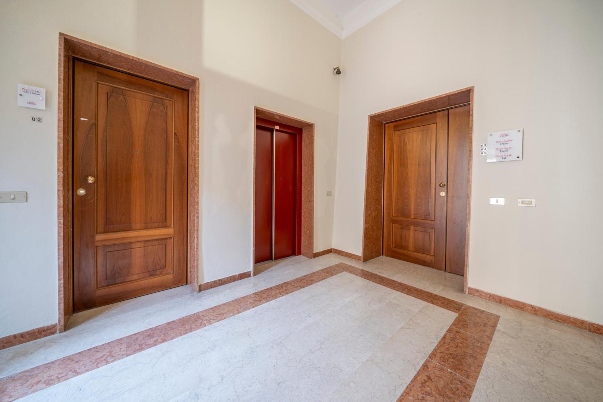 Via Emilia Centro - Stupendo Appartamento A Modena Ngoại thất bức ảnh